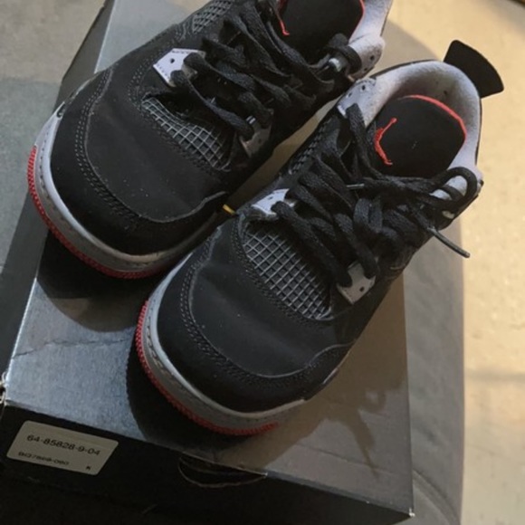 Boys retro Jordan’s sneakers - Picture 4 of 10